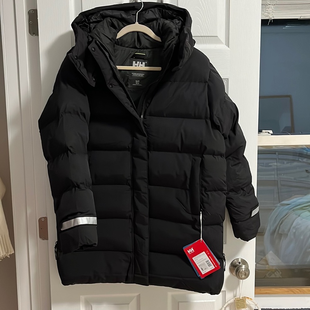 Helly Hansen Aspire Puffy Parka in Black